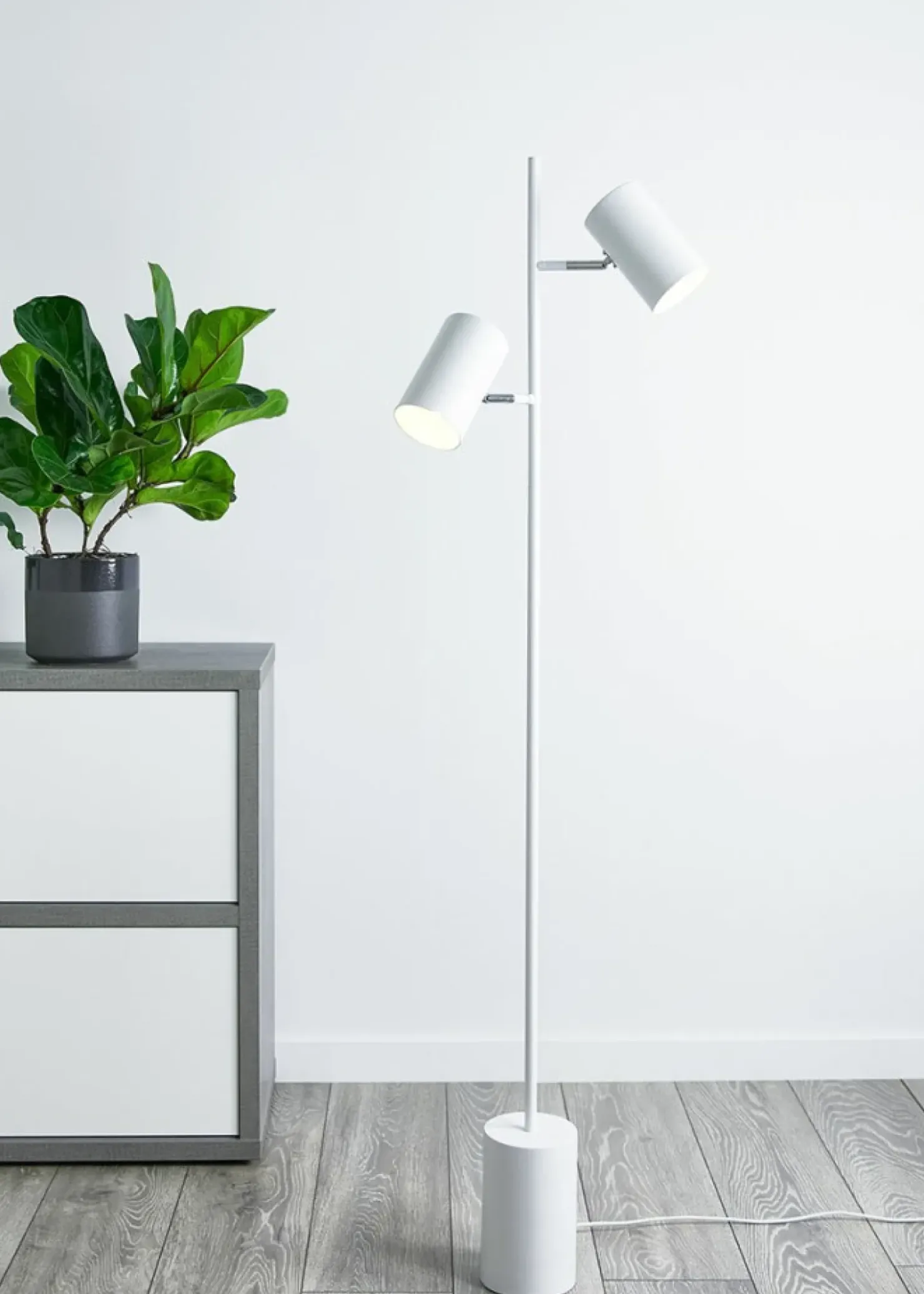 Biała lampa podłogowa z dwoma reflektorami 107948 | Kaja Oświetlenie*Sklep Kaja Sale