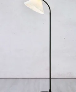 Czarna lampa podłogowa z ozdobnym abażurem 108568 z serii MIRA | Kaja*Sklep Kaja Clearance