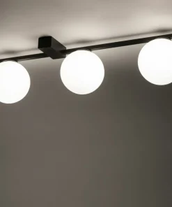 Czarna lampa sufitowa z trzema okrągłymi kloszami 10301 PIK | Kaja*Sklep Kaja Fashion