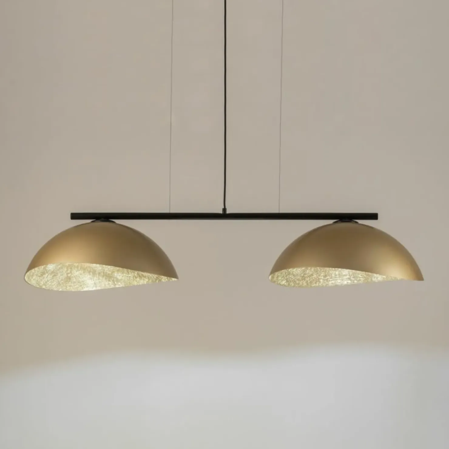 Shop Sklep Kaja Czarna lampa wisząca ze złotymi kopułami SIG 40580 SOLAR | Kaja