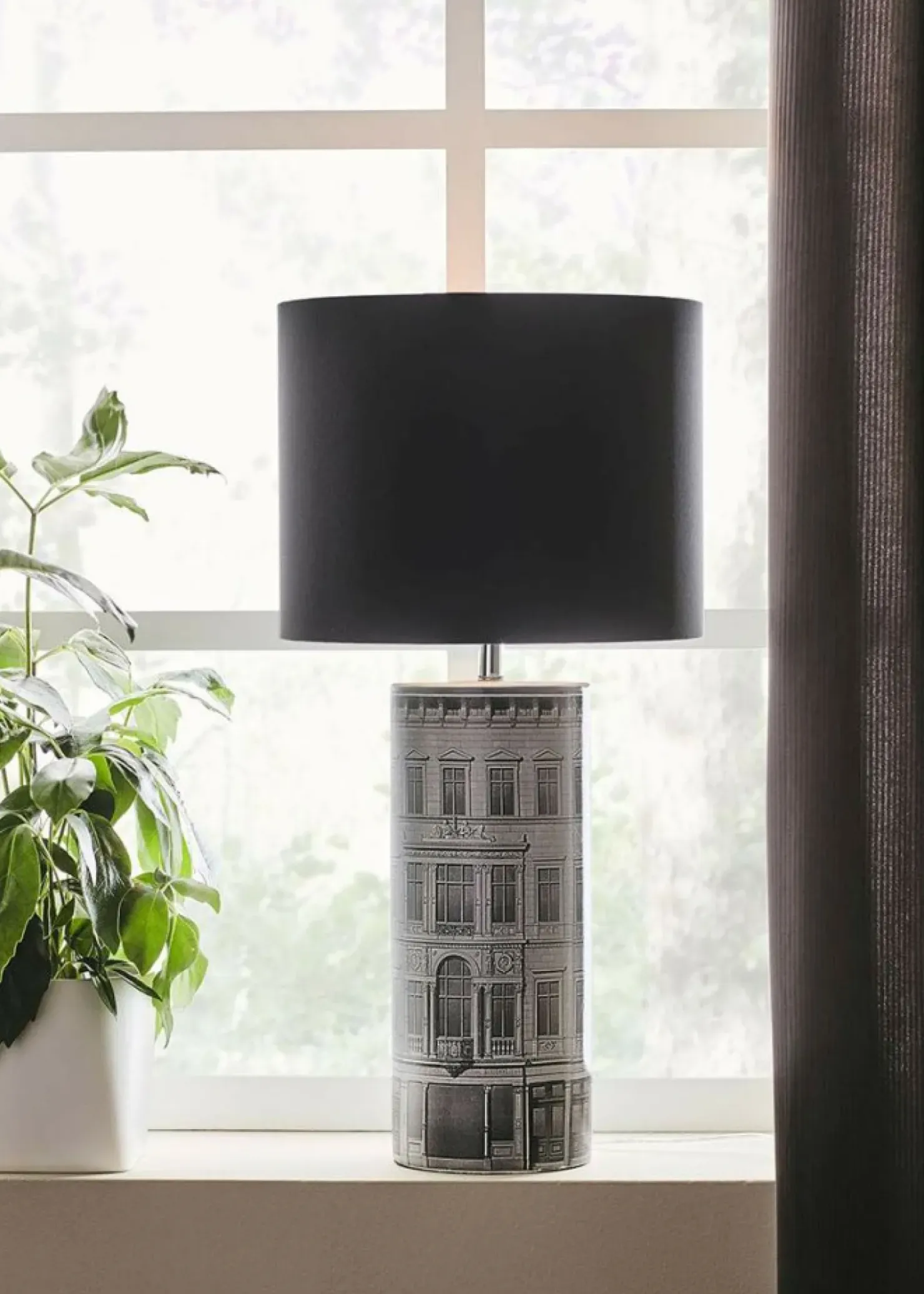 Dekoracyjna lampa stołowa z rysunkiem miasta 108103 | Kaja Oświetlenie*Sklep Kaja Discount