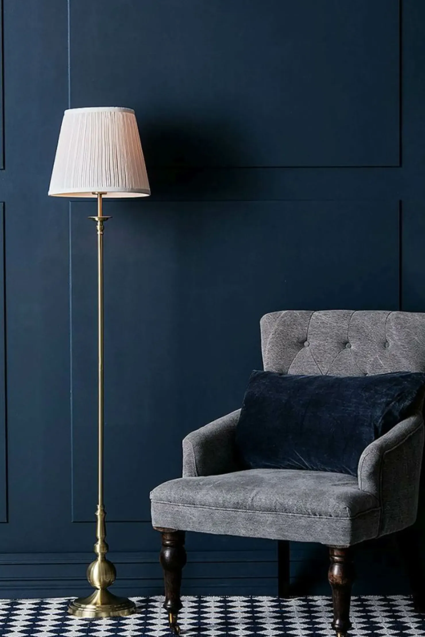 Elegancka lampa podłogowa ze złotą oprawą 106322 | Kaja Oświetlenie*Sklep Kaja Online