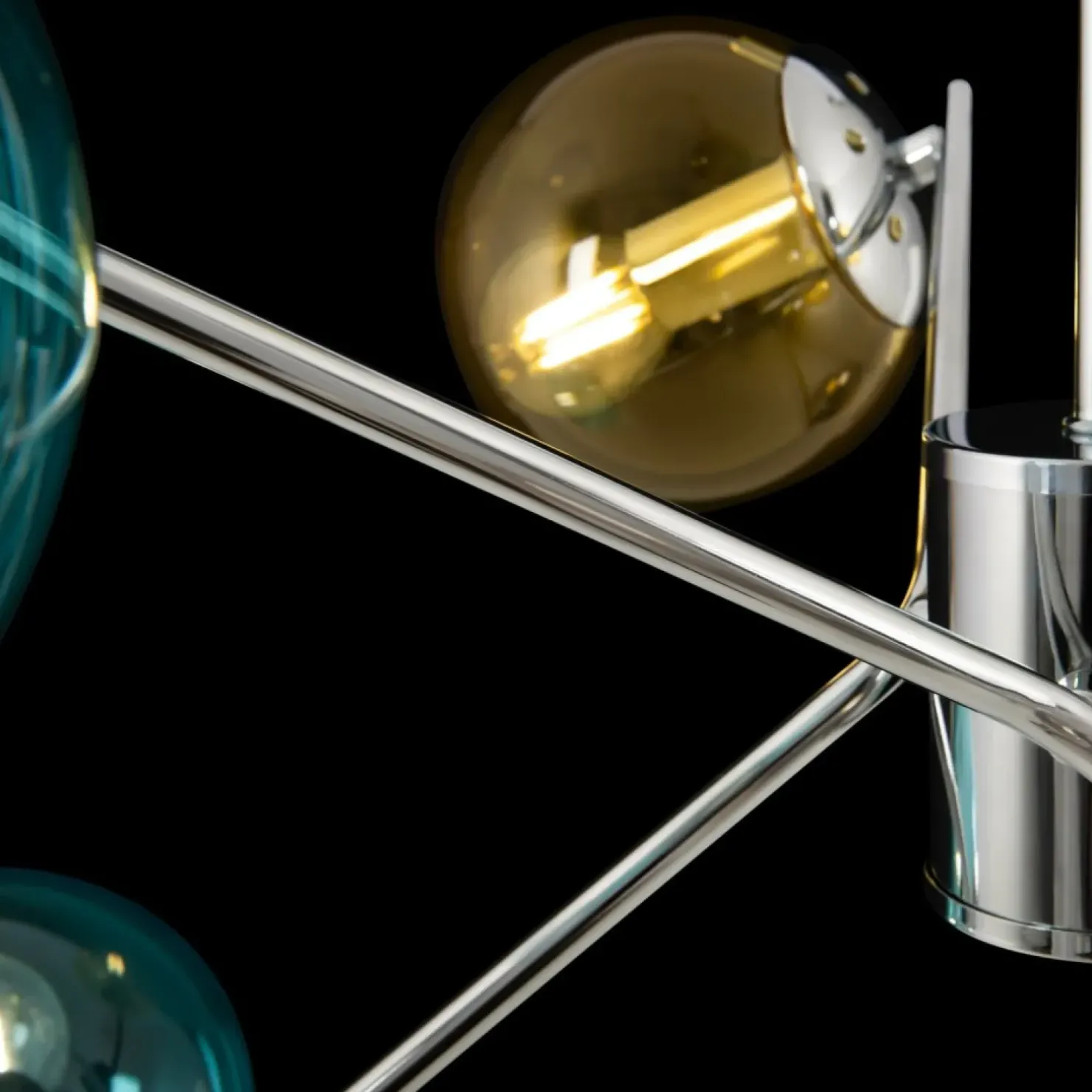 Store Sklep Kaja Kolorowa lampa wisząca, z kloszami kulkami MOD139PL-06CH z serii NANCY chrom