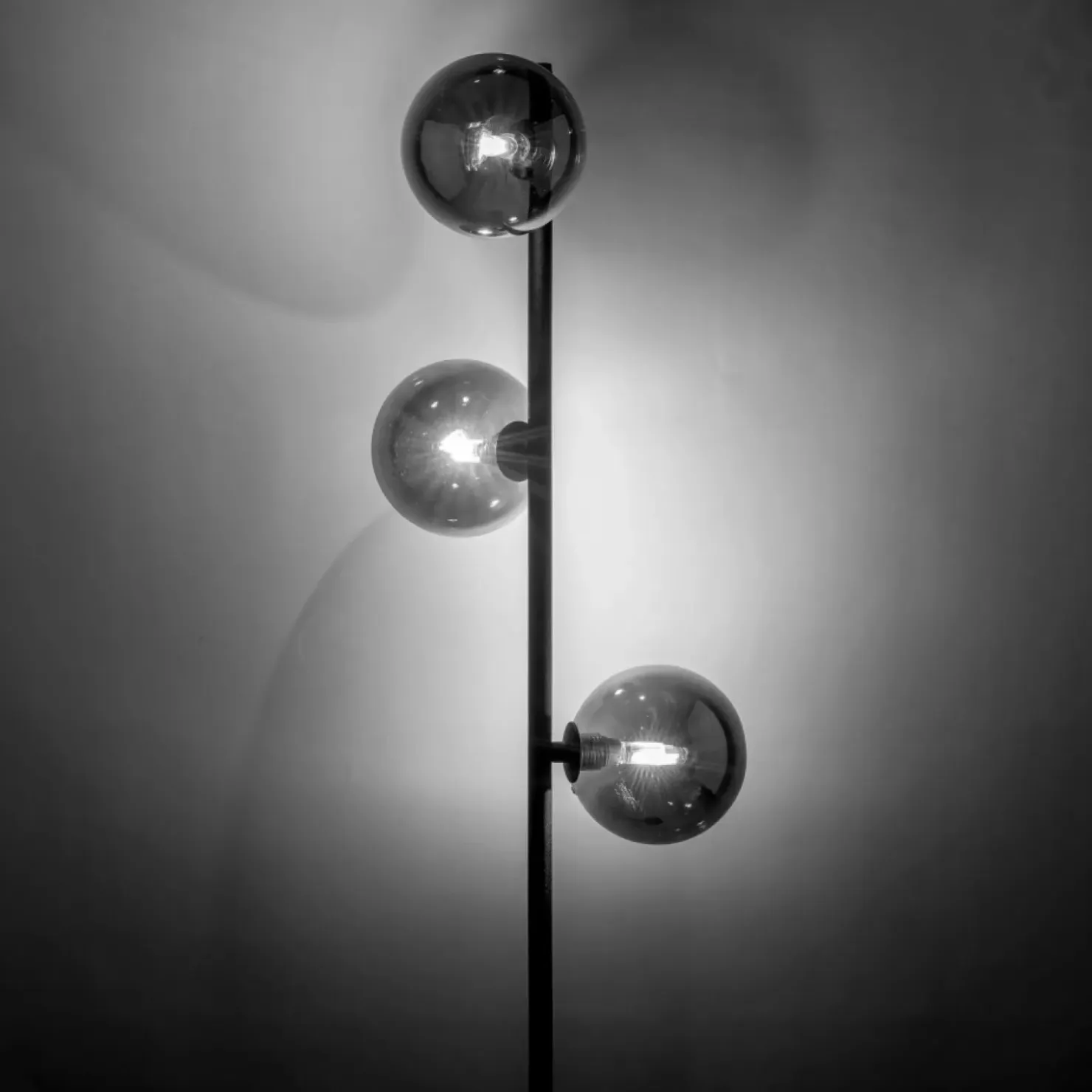 Lampa podłogowa z ciemnymi kloszami TK 5717 ESTERA BLACK | Kaja*Sklep Kaja Shop