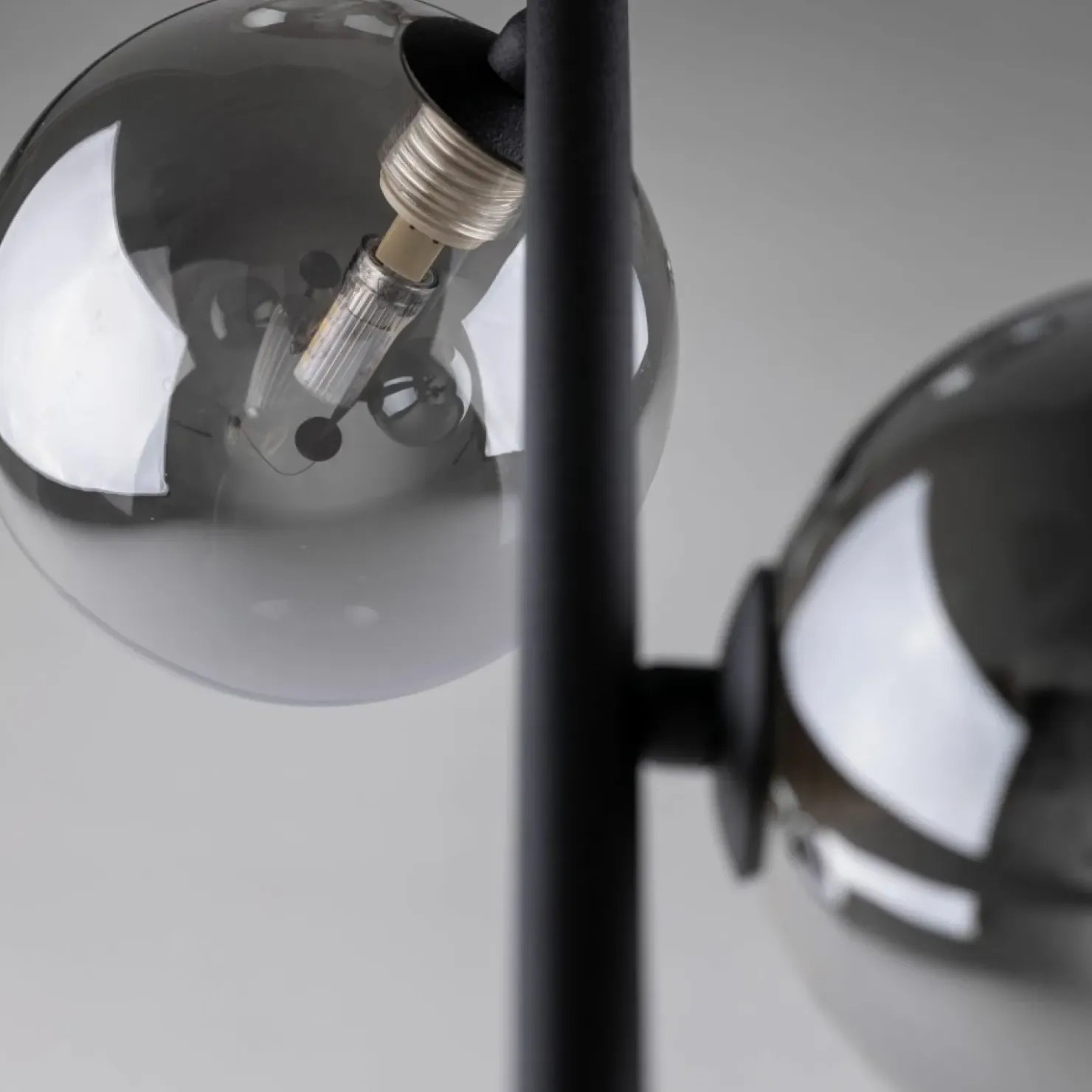 Lampa podłogowa z ciemnymi kloszami TK 5717 ESTERA BLACK | Kaja*Sklep Kaja Shop