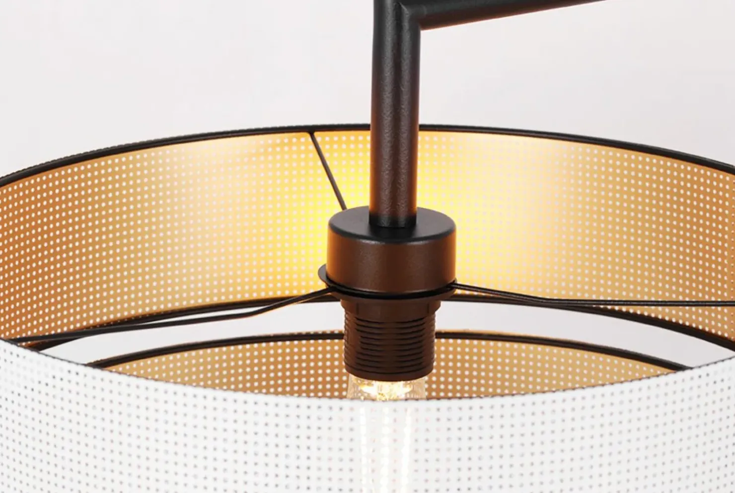 Lampa podłogowa z czarno-białym abażurem, do salonu K-5295 z serii VEGA*Sklep Kaja Online