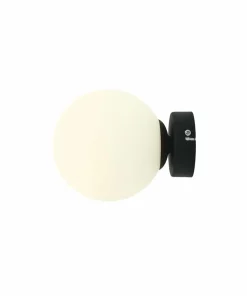 Mały czarny kinkiet z mlecznym kloszem 1076C1_S BALL | Kaja*Sklep Kaja Store