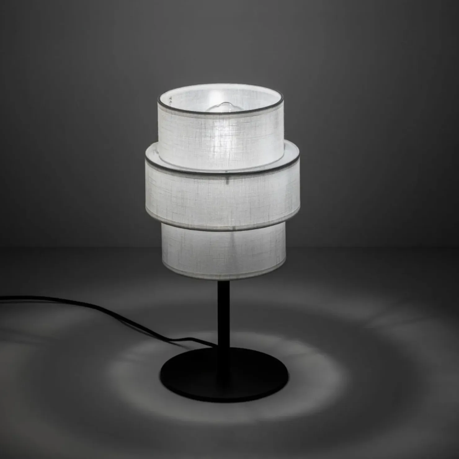Minimalistyczna lampka na szafkę nocną TK 5893 CALISTO WHITE | Kaja*Sklep Kaja Online