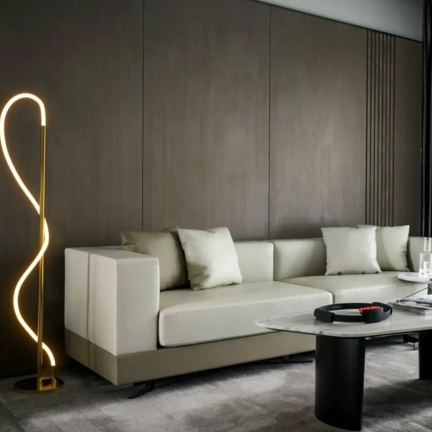 Ozdobna, złota lampa stojąca LED ABR-EOS-G-30W SPIRALI | Kaja*Sklep Kaja Discount