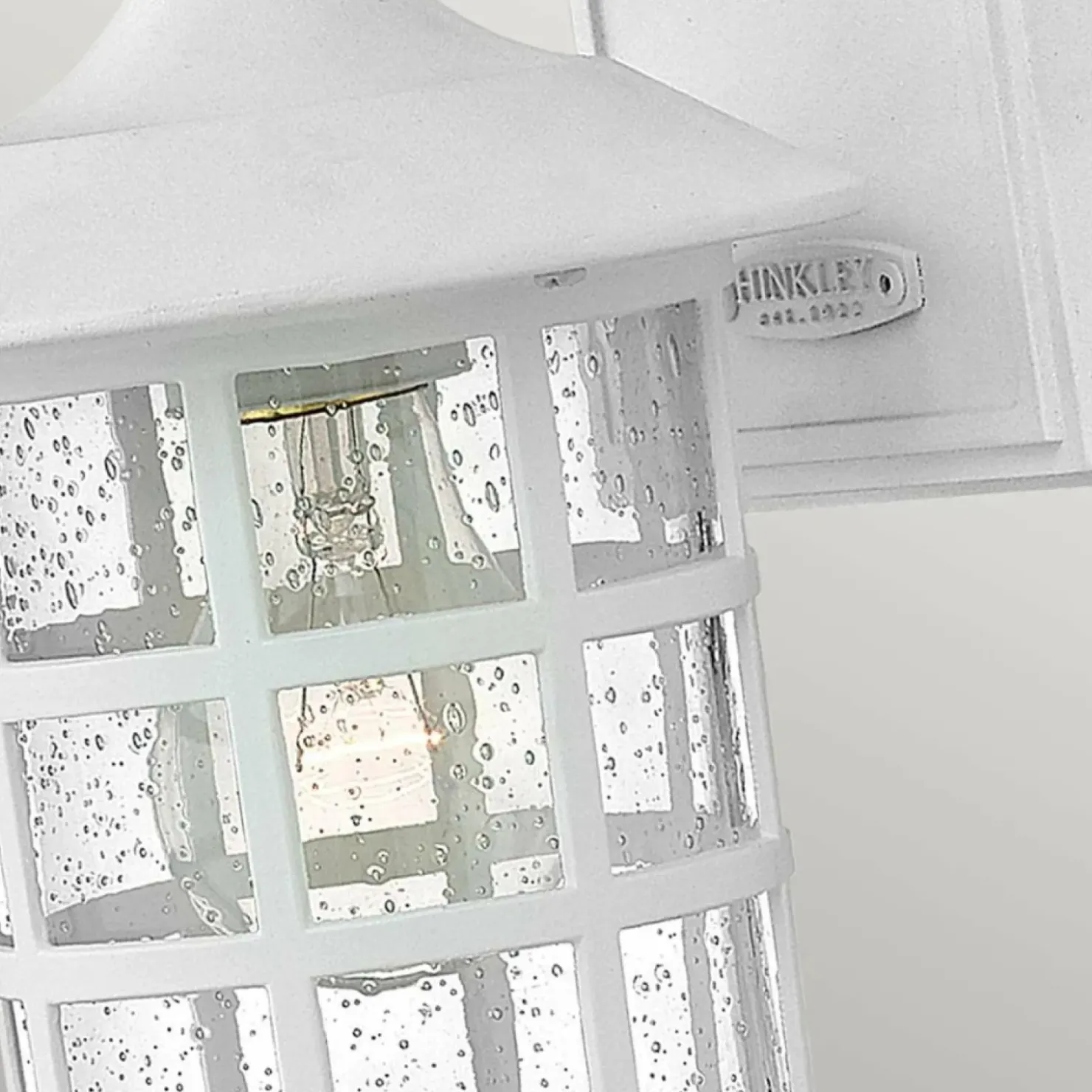 Ponadczasowa lampa elewacyjna HK-FREEPORT2-S-TWH z serii FREEPORT*Sklep Kaja Cheap