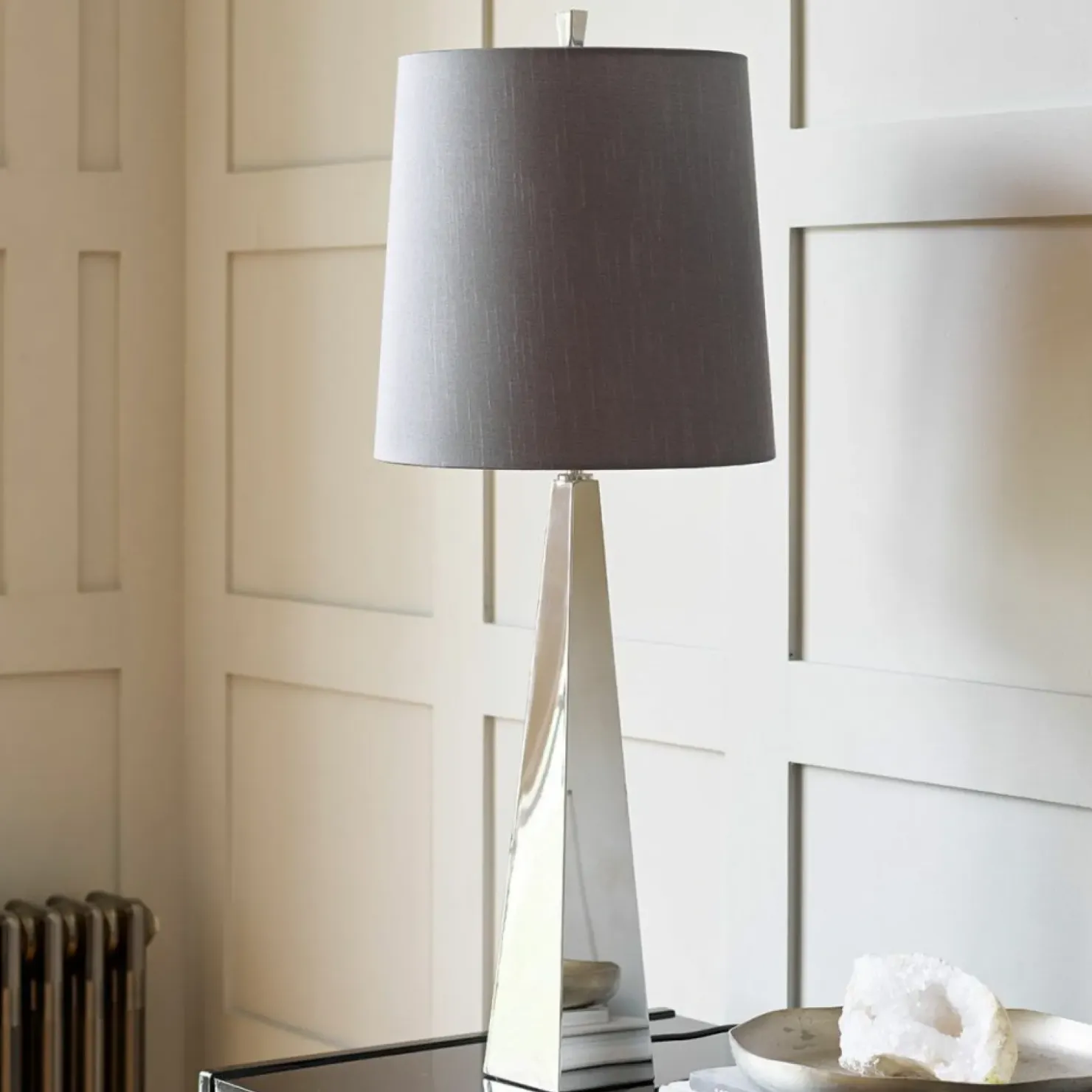 Stylowa lampka stołowa, nocna ASCENT-TL-PN z serii ASCENT*Sklep Kaja Clearance