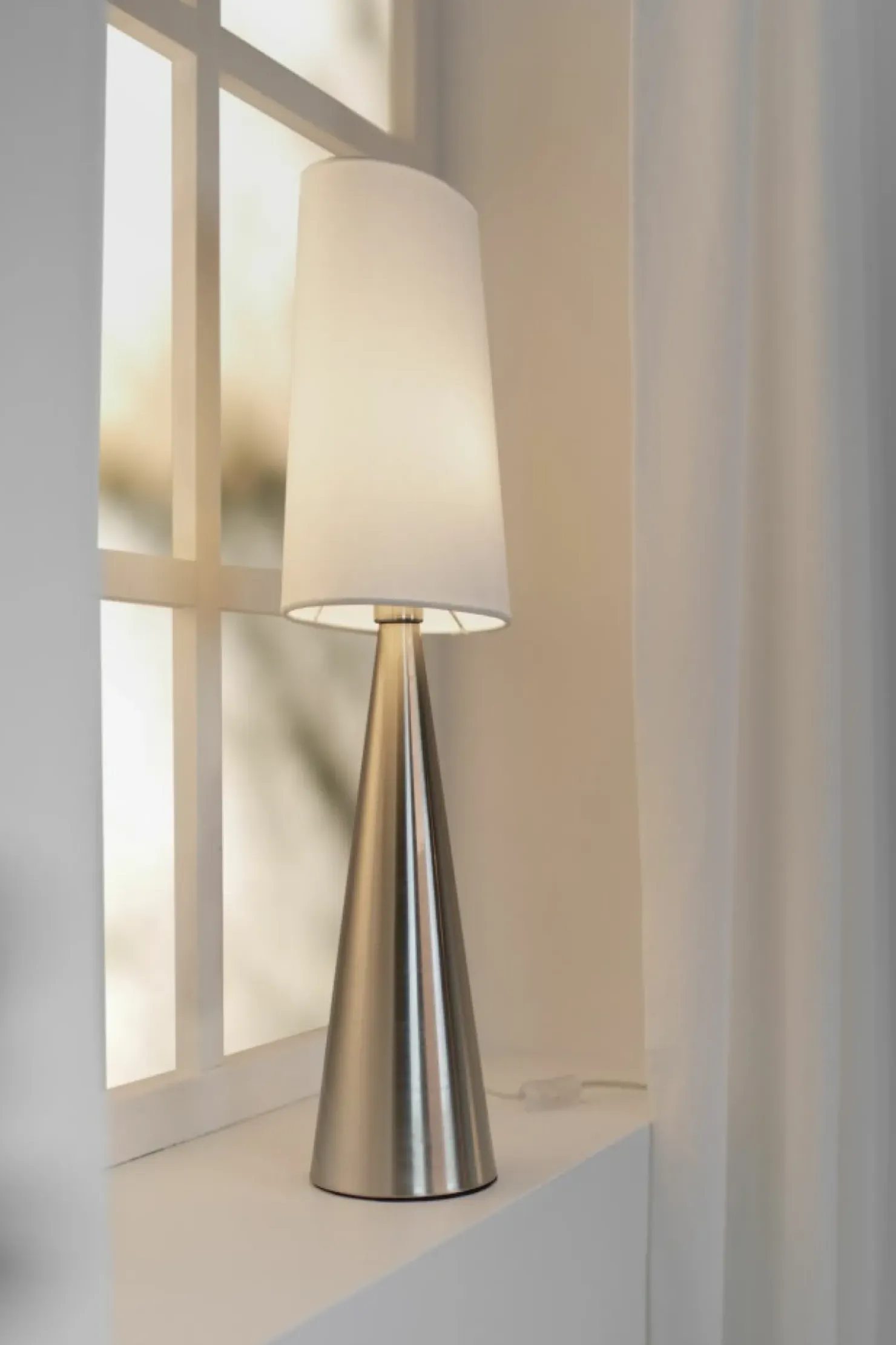 Stylowa lampka z abażurem na szafkę nocną 108624 z serii CONUS | Kaja*Sklep Kaja Flash Sale
