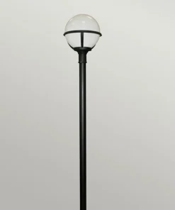 Wysoka lampa ogrodowa, czarna GLENBEIGH-POST z serii GLENBEIGH*Sklep Kaja Cheap