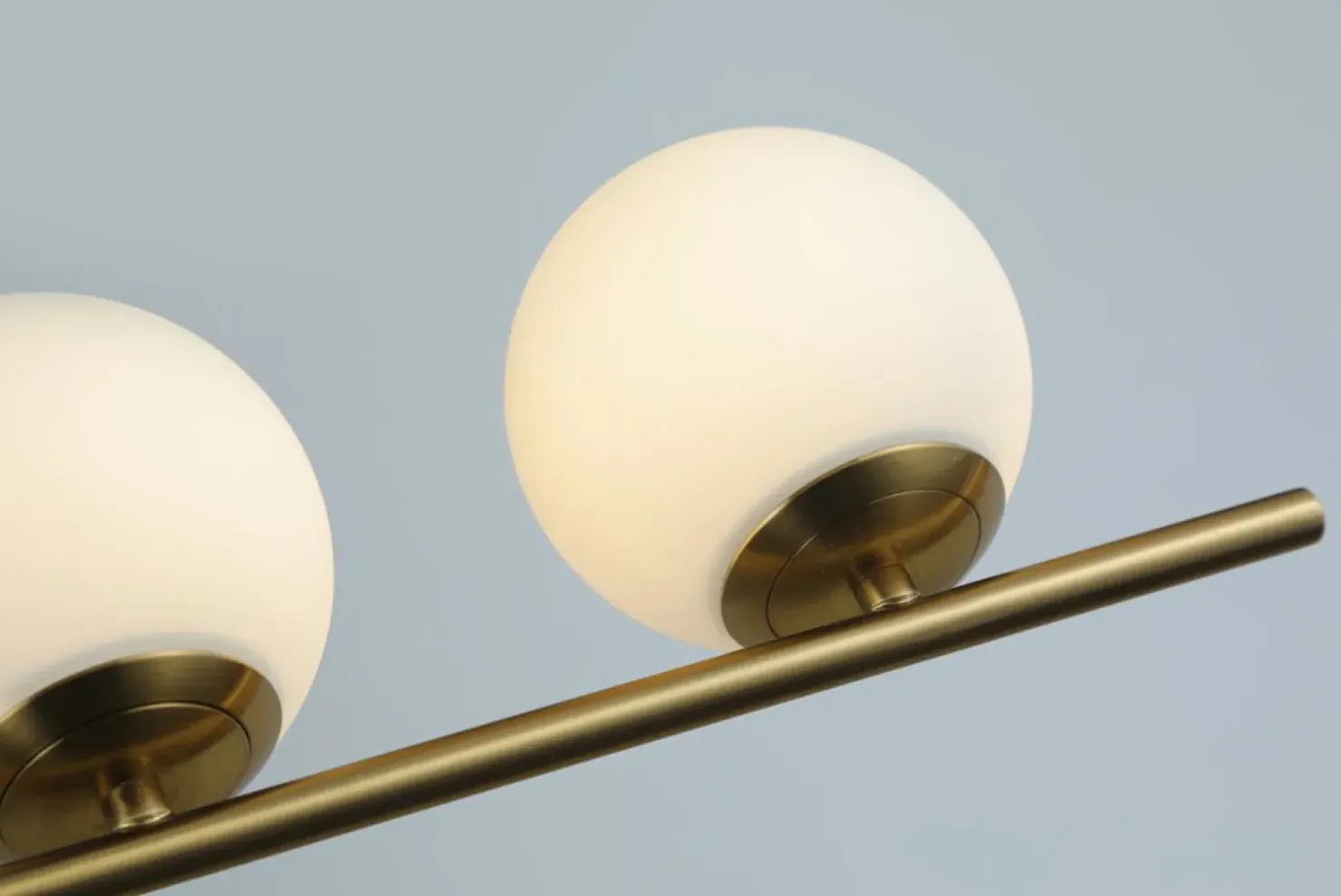 Outlet Sklep Kaja Złota lampa wisząca z białymi kloszami AZ4419 SANTANDER | Kaja złoty